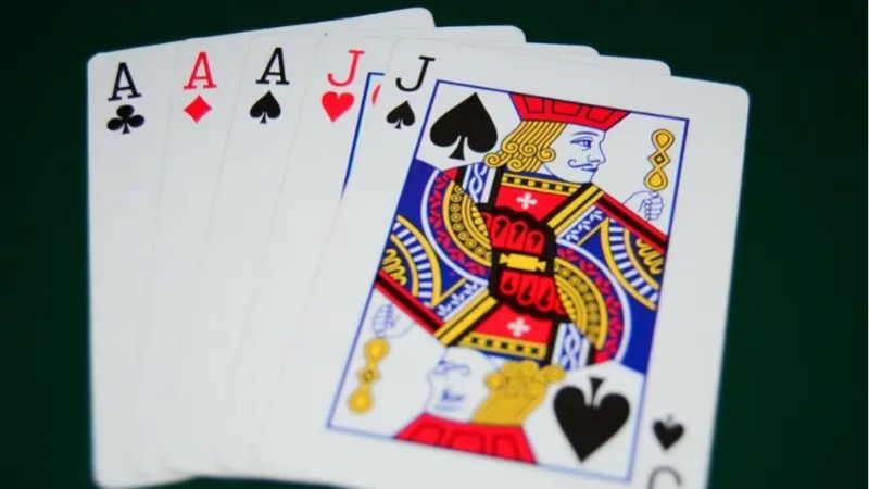 Cù Lù nghĩa là gì? Trò chơi bài với Cù Lù 4 Cù Lũ có nghĩa là gì? Những game bài dùng Cù Lũ | Sunwin SE