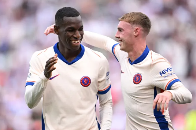 Câu chuyện toàn cảnh đằng sau phong độ thăng hoa của Chelsea