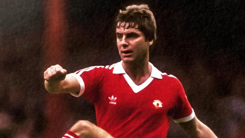 Top 6 hậu vệ xuất sắc nhất lịch sử MU