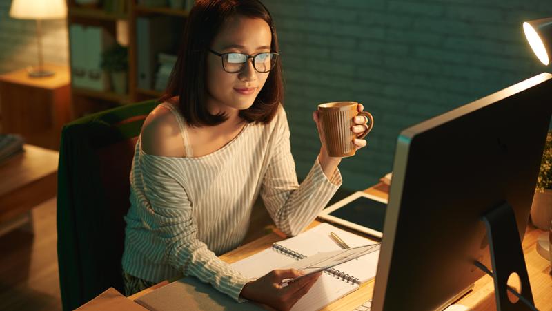 Nghề Tay Trái Là Gì? Các Nghề Tay Trái "Hot" Nhất Hiện Nay - Glints Vietnam Blog