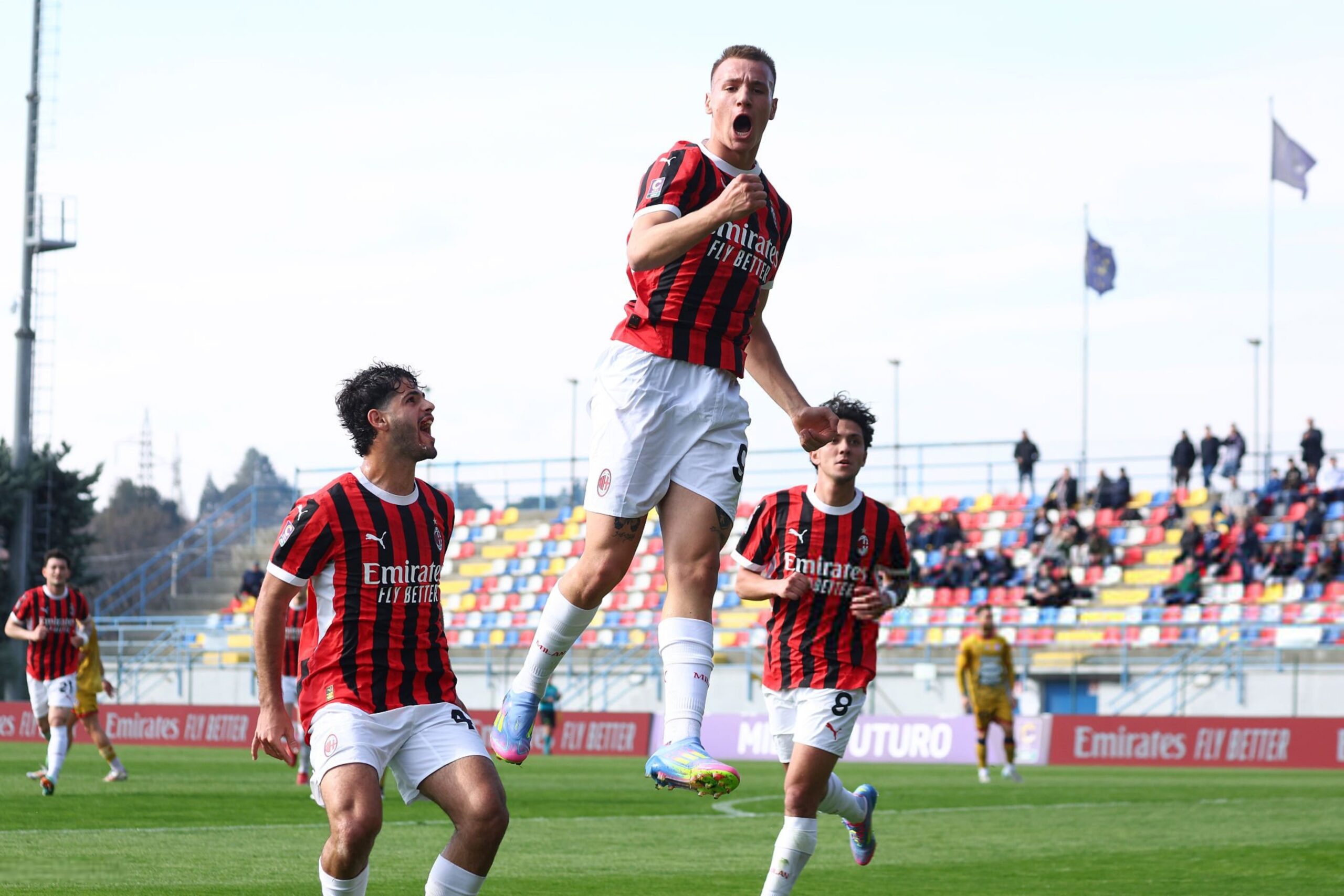 Francesco Camarda - Thần Đồng 15 Tuổi Làm Chấn Động Bóng Đá Thế Giới