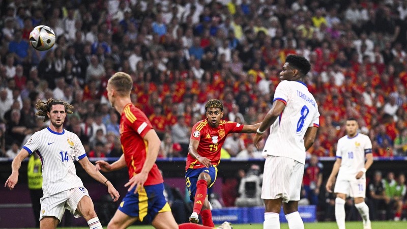 Nations League - Mới mẻ, thu hút và cả tranh cãi