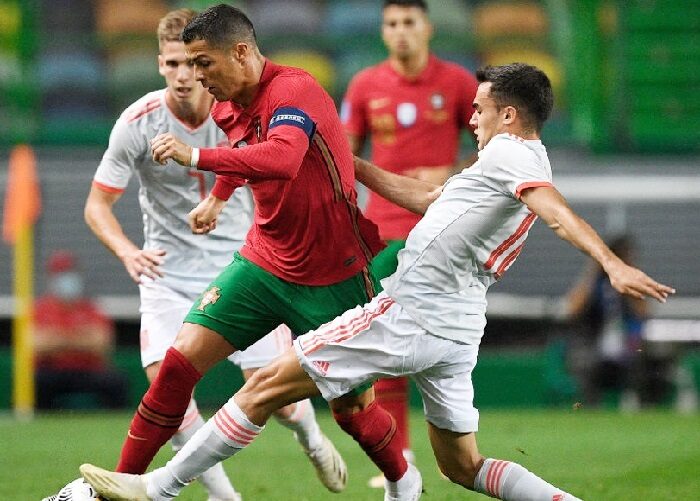 Box-To-Box Midfielder Là Gì? Vai Trò Quyết Định Trong Bóng Đá