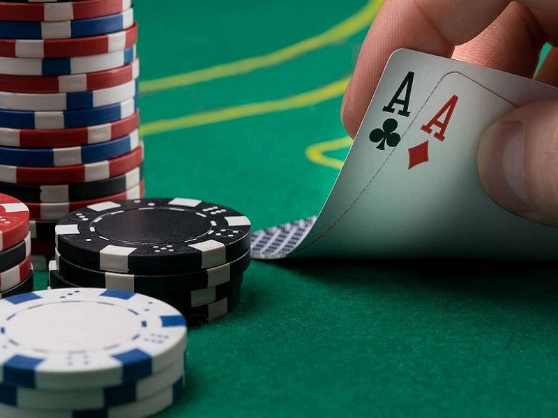 Hướng Dẫn Cách Đọc Bài Đối Thủ Trong Poker Hiệu Quả Nhất
