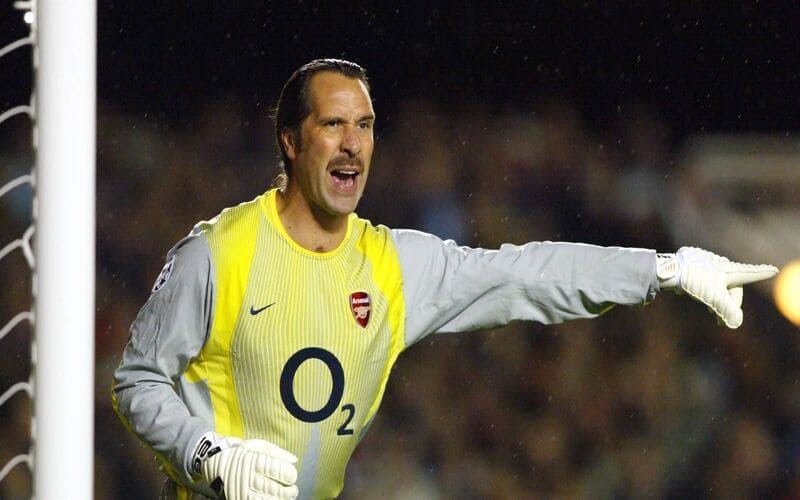 Thủ môn huyền thoại David Seaman của Arsenal