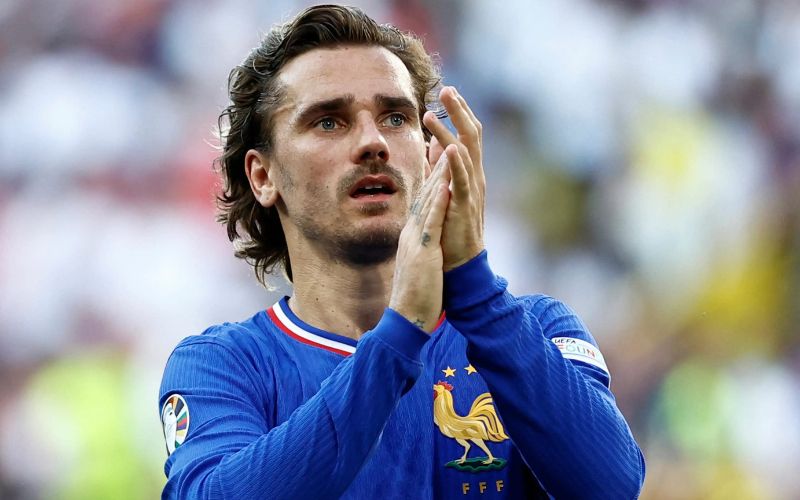 Antoine Griezmann tỏa sáng trong màu áo Real Sociedad
