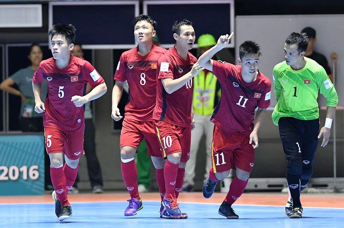 Thủ Môn Treo Giò Gọi Là Gì: Những Điều Cần Biết Về Luật Phạt Trong Futsal - Rangers Việt Nam