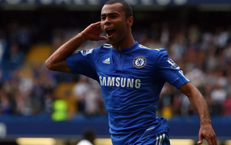 Ashley Cole: Hậu vệ trái xuất sắc của Arsenal và Chelsea