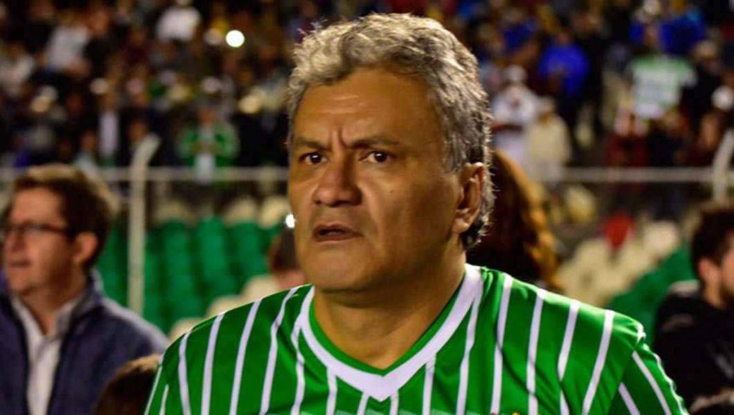 Marco Etcheverry Là Ai? Tiểu Sử Và Sự Nghiệp Của Cầu Thủ Người Bolivia