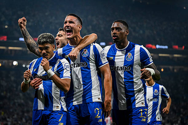 Lịch sử câu lạc bộ Porto: Kiêu hãnh bản sắc Những chú Rồng