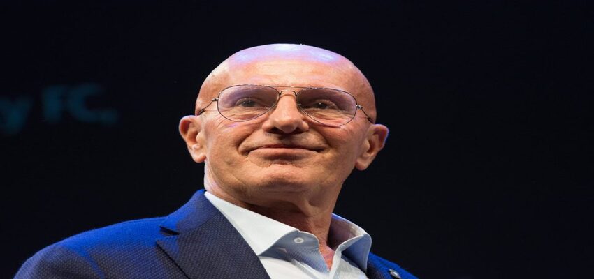 Arrigo Sacchi - Người thay đổi tư duy bóng đá Italia