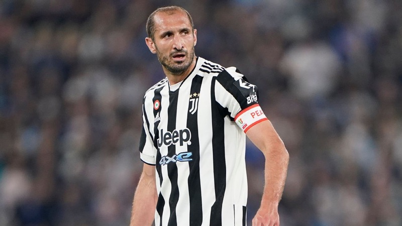 Nhưng anh đã trở thành huyền thoại của Juventus Cầu thủ Giorgio Chiellini - Di sản tự hào của bóng đá Ý