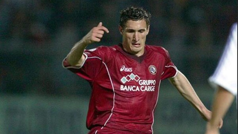 Khó ai nghĩ cầu thủ Giorgio Chiellini không phải là cầu thủ trưởng thành từ Juventus Cầu thủ Giorgio Chiellini - Di sản tự hào của bóng đá Ý