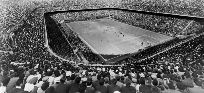 San Siro trước cải tạo World Cup 1990