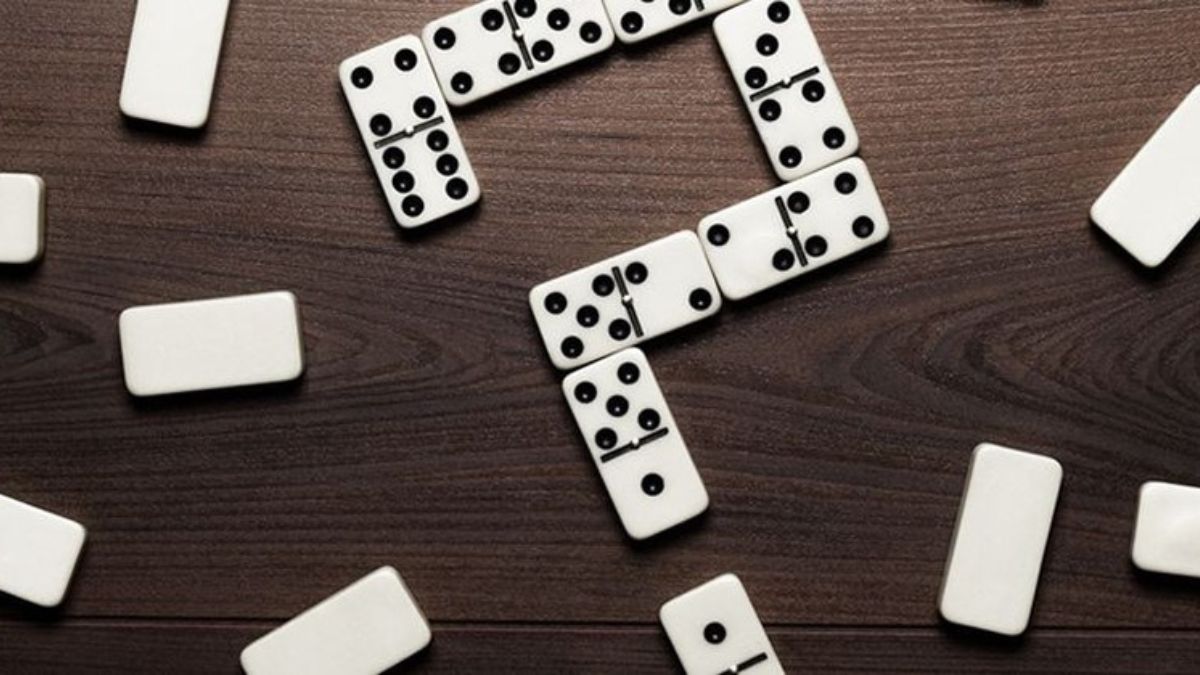 Hướng dẫn chi tiết luật chơi bài Domino cho người mới bắt đầu