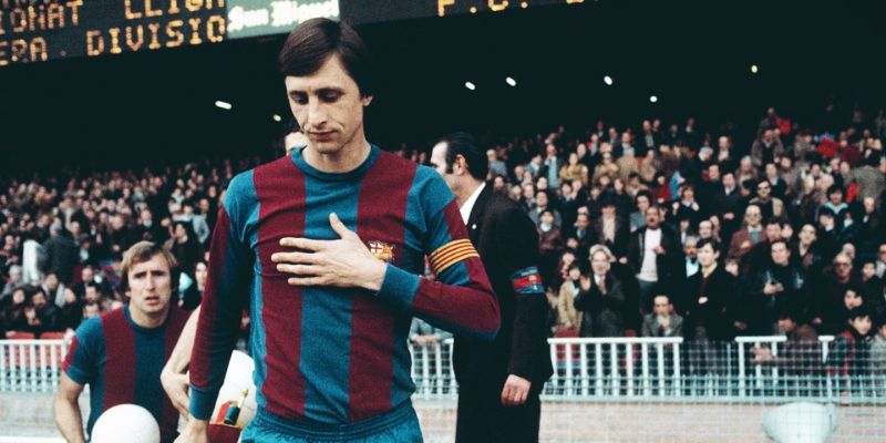 Tiểu sử Johan Cruyff và phong cách chơi bóng thiên tài
