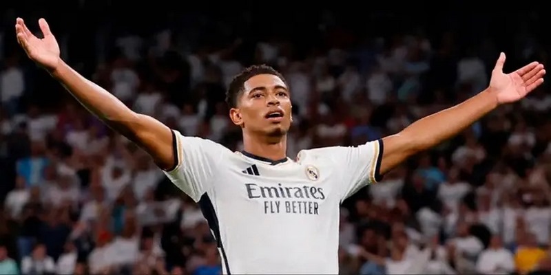 Jude Bellingham tỏa sáng rực rỡ trong màu áo Real Madrid