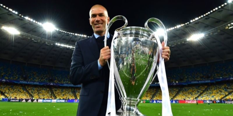 Tiểu Sử Zidane - Người Sinh Ra Để Cống Hiến Cho Bóng Đá
